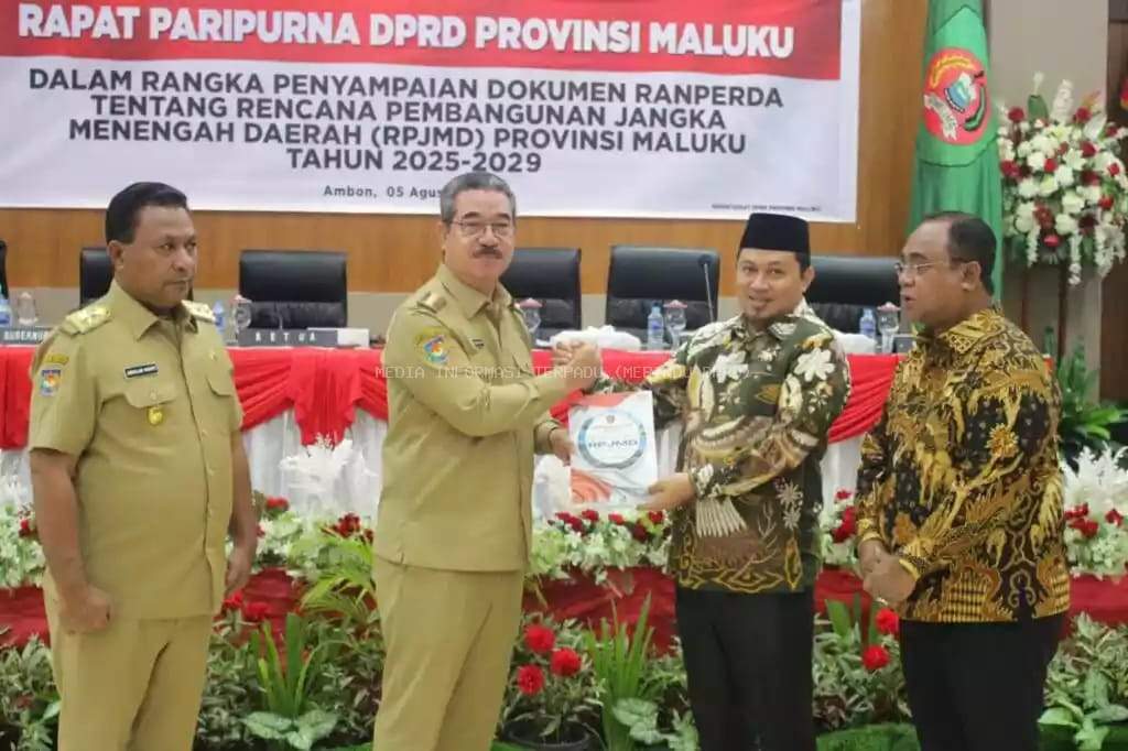 DPRD Maluku Terima Dokumen Ranperda RPJMD
