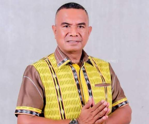 Anos Yeremias Dorong Evaluasi Total Kinerja Pemprov Maluku